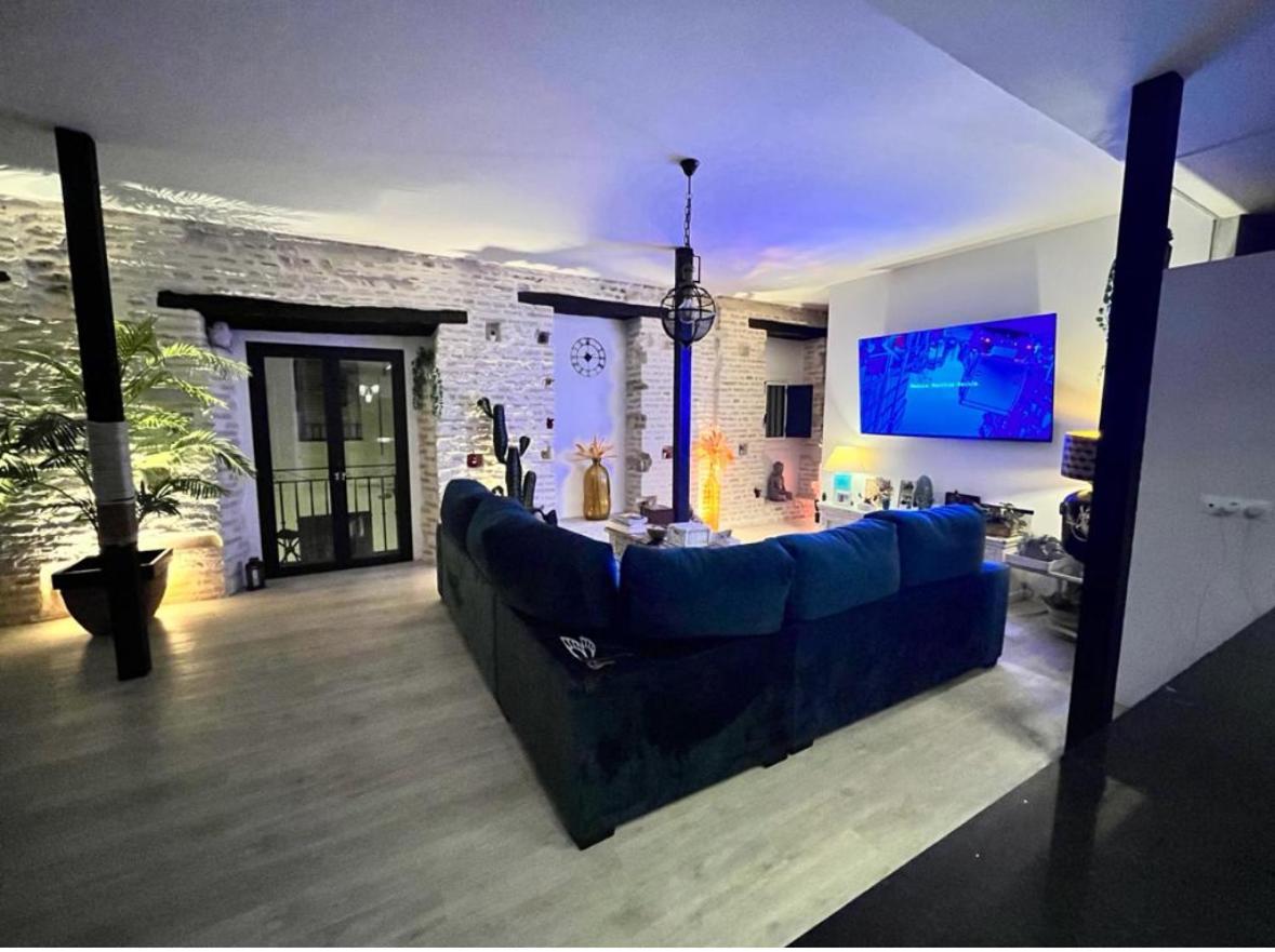 Casa Duque Compartida Familiar 1-habitacion Con Bano Propio * Siviglia
